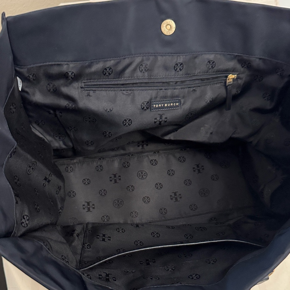 Tory Burch Black Tote Bag - Picture 7 of 13